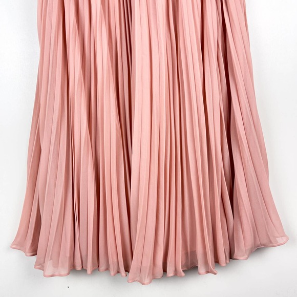NWT Fame and Partners (16) Pleated Mini Pink Dress Cut-Out Polyester - Picture 4 of 11